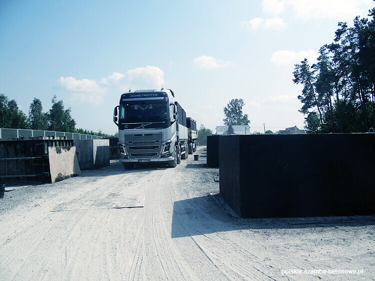 Transport szamb betonowych  w Starogardzie Gdańskim
